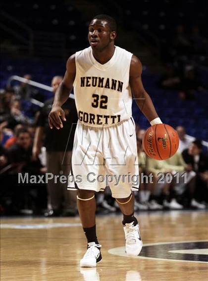 Thumbnail 1 in Sts. Neumann & Goretti vs. Montour (PIAA Class AAA Final) photogallery.