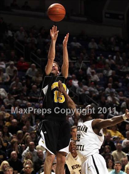 Thumbnail 1 in Sts. Neumann & Goretti vs. Montour (PIAA Class AAA Final) photogallery.