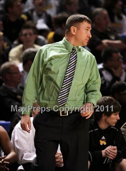 Thumbnail 2 in Sts. Neumann & Goretti vs. Montour (PIAA Class AAA Final) photogallery.