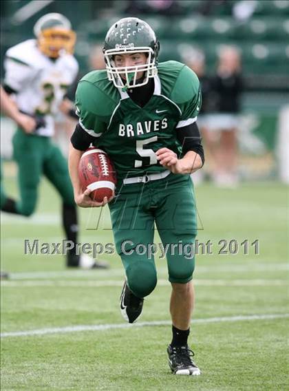 Thumbnail 2 in Alexander vs. Avon photogallery.
