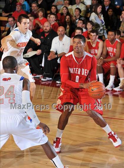 Thumbnail 3 in Bishop Gorman @ Mater Dei (Nike Extravaganza) photogallery.
