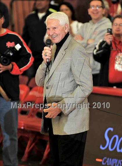 Thumbnail 2 in Bishop Gorman @ Mater Dei (Nike Extravaganza) photogallery.