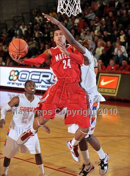 Thumbnail 2 in Bishop Gorman @ Mater Dei (Nike Extravaganza) photogallery.