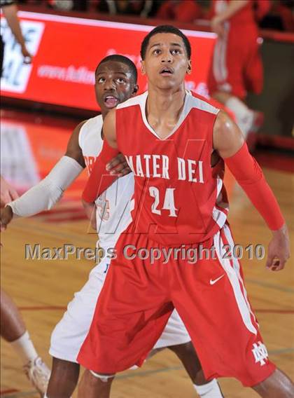 Thumbnail 2 in Bishop Gorman @ Mater Dei (Nike Extravaganza) photogallery.