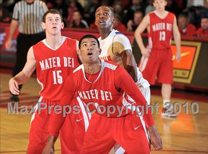 Thumbnail 1 in Bishop Gorman @ Mater Dei (Nike Extravaganza) photogallery.