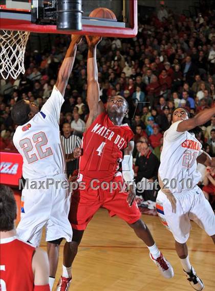 Thumbnail 1 in Bishop Gorman @ Mater Dei (Nike Extravaganza) photogallery.