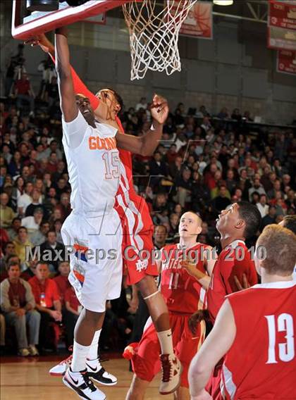 Thumbnail 2 in Bishop Gorman @ Mater Dei (Nike Extravaganza) photogallery.