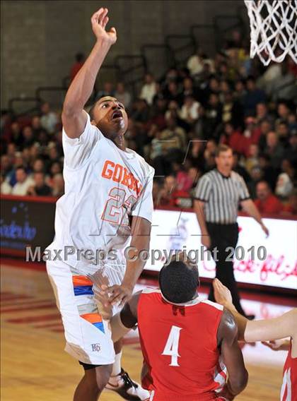 Thumbnail 3 in Bishop Gorman @ Mater Dei (Nike Extravaganza) photogallery.