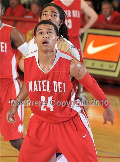 Thumbnail 3 in Bishop Gorman @ Mater Dei (Nike Extravaganza) photogallery.