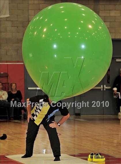Thumbnail 2 in Bishop Gorman @ Mater Dei (Nike Extravaganza) photogallery.
