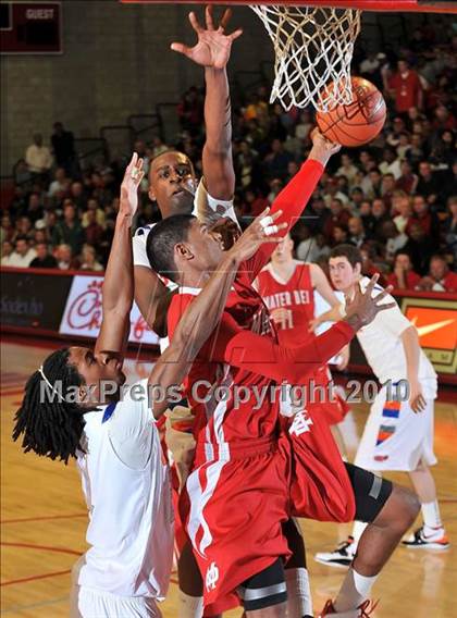 Thumbnail 1 in Bishop Gorman @ Mater Dei (Nike Extravaganza) photogallery.
