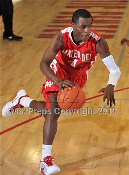 Thumbnail 2 in Bishop Gorman @ Mater Dei (Nike Extravaganza) photogallery.