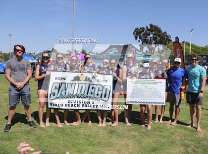 Thumbnail 2 in Carlsbad vs. San Marcos (CIF SDS Division 1 Final) photogallery.