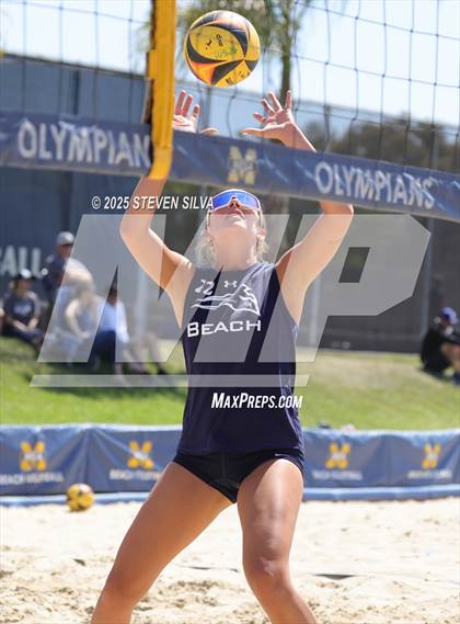 Thumbnail 1 in Carlsbad vs. San Marcos (CIF SDS Division 1 Final) photogallery.