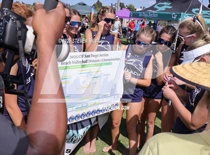Thumbnail 3 in Carlsbad vs. San Marcos (CIF SDS Division 1 Final) photogallery.