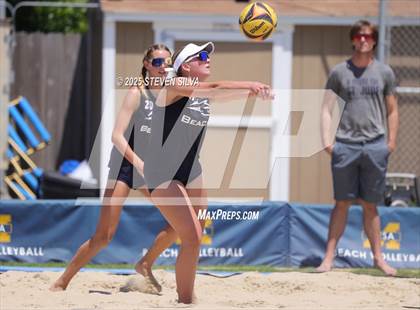 Thumbnail 1 in Carlsbad vs. San Marcos (CIF SDS Division 1 Final) photogallery.