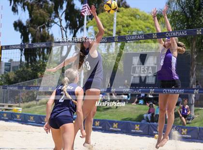 Thumbnail 1 in Carlsbad vs. San Marcos (CIF SDS Division 1 Final) photogallery.