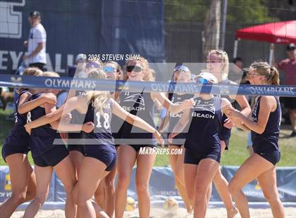 Thumbnail 3 in Carlsbad vs. San Marcos (CIF SDS Division 1 Final) photogallery.