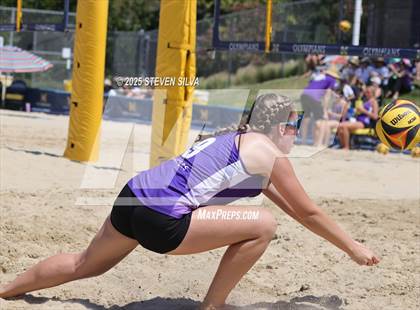 Thumbnail 3 in Carlsbad vs. San Marcos (CIF SDS Division 1 Final) photogallery.