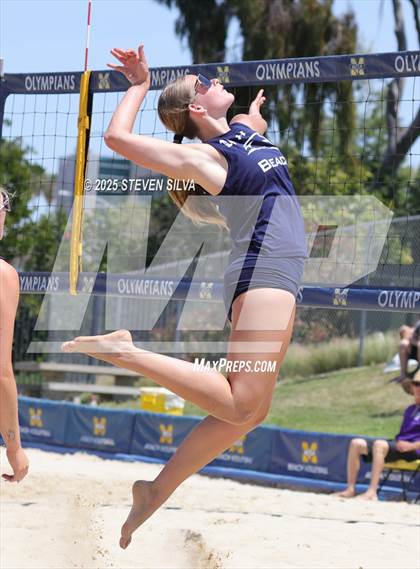 Thumbnail 1 in Carlsbad vs. San Marcos (CIF SDS Division 1 Final) photogallery.