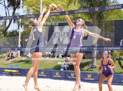 Thumbnail 3 in Carlsbad vs. San Marcos (CIF SDS Division 1 Final) photogallery.