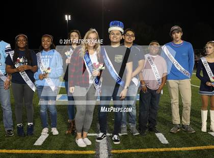 Thumbnail 1 in Herndon @ Yorktown photogallery.