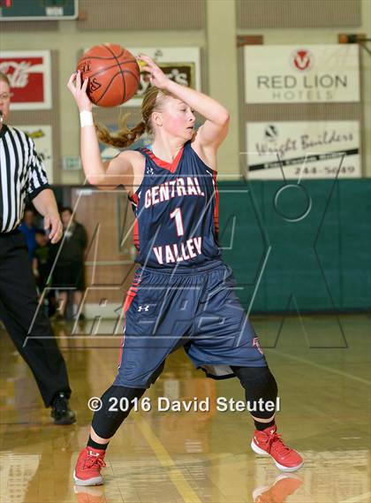Thumbnail 2 in Central Valley vs. University Prep (CIF NS D4 Final) photogallery.