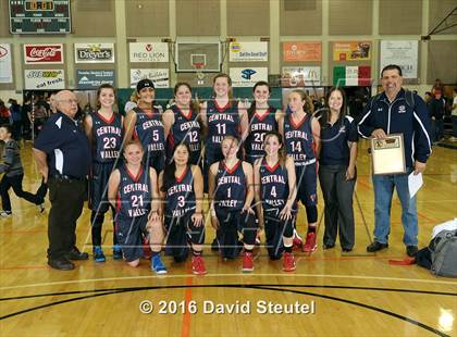 Thumbnail 3 in Central Valley vs. University Prep (CIF NS D4 Final) photogallery.