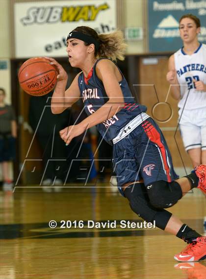 Thumbnail 2 in Central Valley vs. University Prep (CIF NS D4 Final) photogallery.
