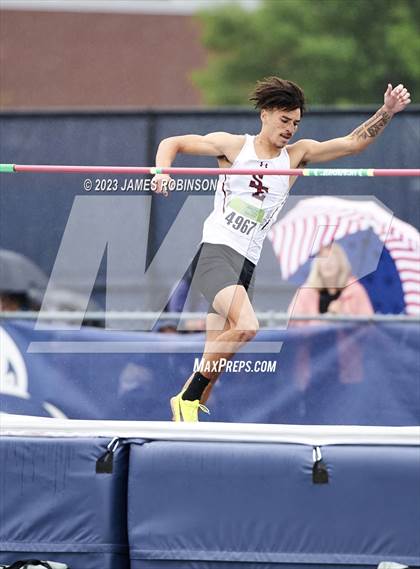 Thumbnail 3 in Bob Hayes Invitational (High Jump) photogallery.