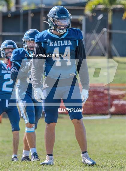Thumbnail 1 in Kailua vs. 'Aiea (HHSAA Division 1 Round 1) photogallery.