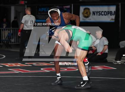 Thumbnail 3 in NYSPHSAA Wrestling Championships Round 1 132 lbs - 160 lbs photogallery.