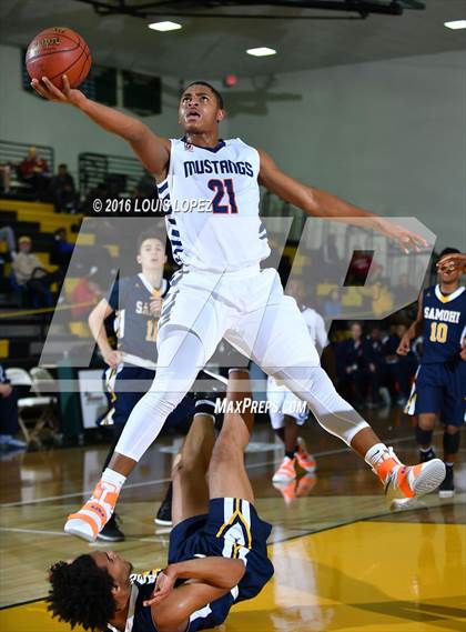Thumbnail 3 in Santa Monica vs. Roosevelt (The Classic at Damien) photogallery.