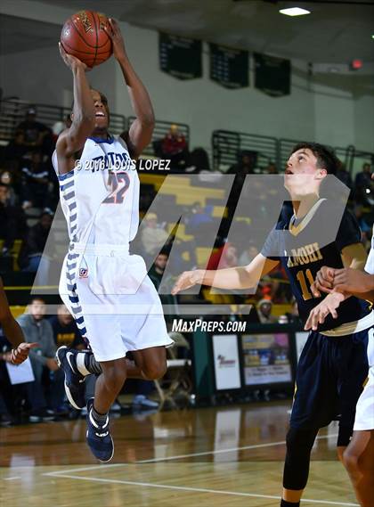 Thumbnail 2 in Santa Monica vs. Roosevelt (The Classic at Damien) photogallery.