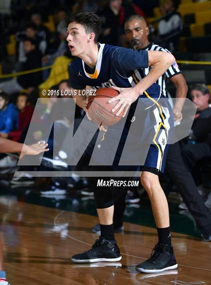 Thumbnail 3 in Santa Monica vs. Roosevelt (The Classic at Damien) photogallery.