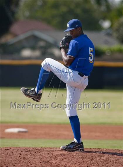 Thumbnail 2 in La Mirada @ Cerritos photogallery.