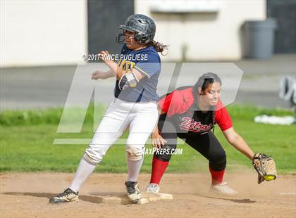 Thumbnail 1 in Carter @ Glendale (CIF SS Wildcard) photogallery.