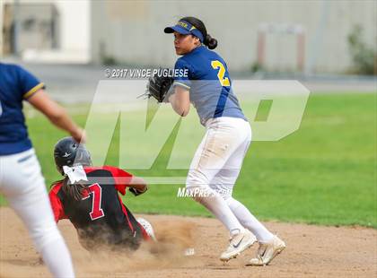 Thumbnail 2 in Carter @ Glendale (CIF SS Wildcard) photogallery.
