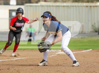 Thumbnail 3 in Carter @ Glendale (CIF SS Wildcard) photogallery.