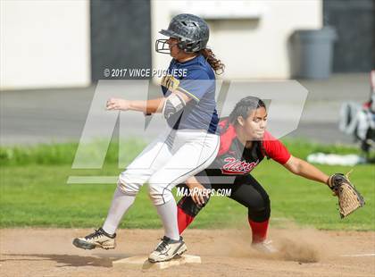 Thumbnail 3 in Carter @ Glendale (CIF SS Wildcard) photogallery.