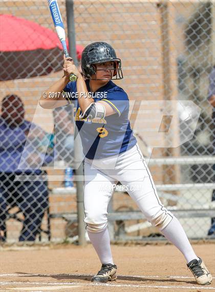 Thumbnail 3 in Carter @ Glendale (CIF SS Wildcard) photogallery.