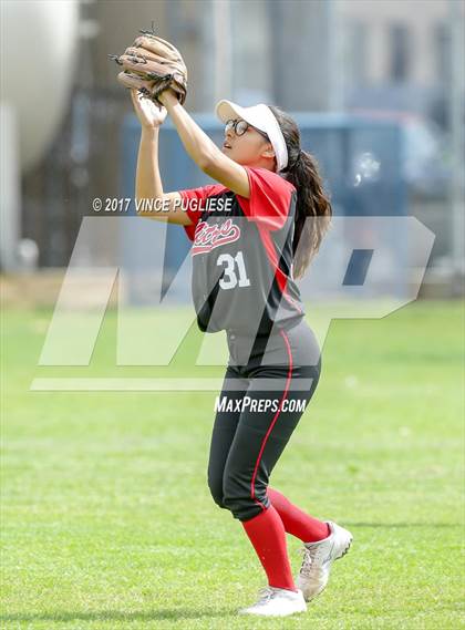 Thumbnail 3 in Carter @ Glendale (CIF SS Wildcard) photogallery.