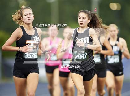 Thumbnail 3 in FHSAA 4A Finals (1600 Meters) photogallery.