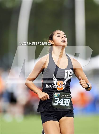 Thumbnail 3 in FHSAA 4A Finals (1600 Meters) photogallery.