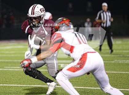 Thumbnail 1 in Del Valle @ Round Rock (UIL 6A D1 Bi-District Playoff) photogallery.