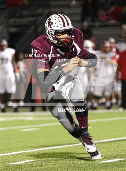 Thumbnail 1 in Del Valle @ Round Rock (UIL 6A D1 Bi-District Playoff) photogallery.