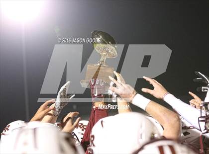 Thumbnail 3 in Del Valle @ Round Rock (UIL 6A D1 Bi-District Playoff) photogallery.