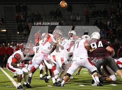 Thumbnail 3 in Del Valle @ Round Rock (UIL 6A D1 Bi-District Playoff) photogallery.