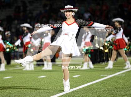 Thumbnail 1 in Del Valle @ Round Rock (UIL 6A D1 Bi-District Playoff) photogallery.