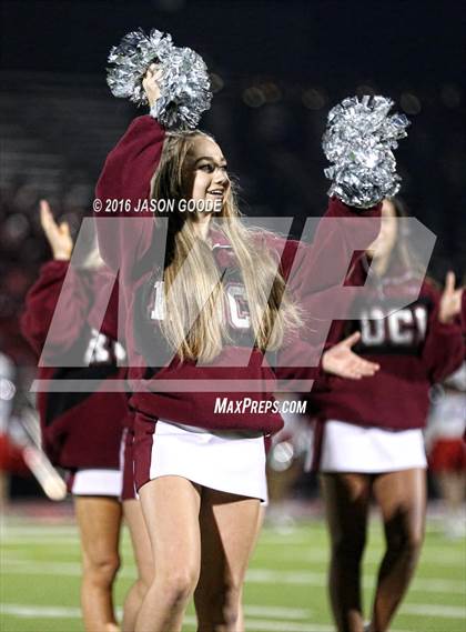 Thumbnail 3 in Del Valle @ Round Rock (UIL 6A D1 Bi-District Playoff) photogallery.